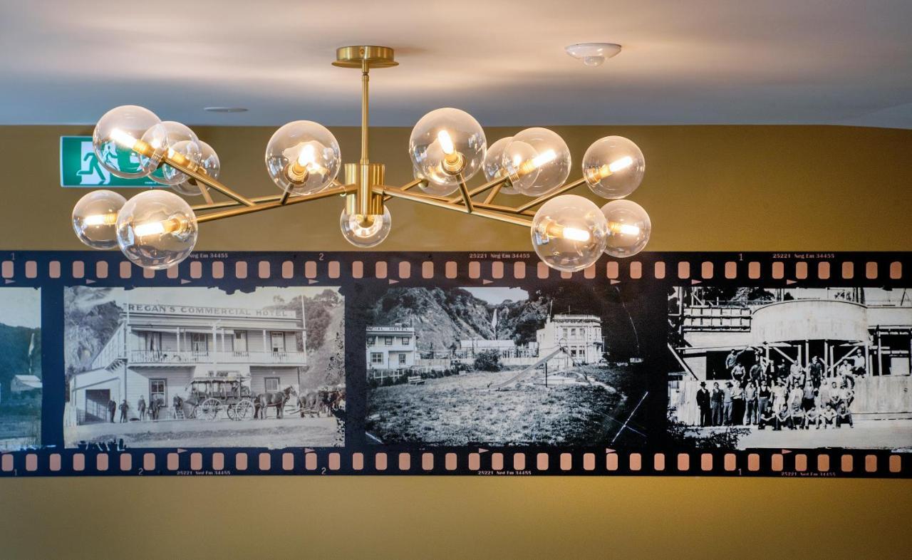 The Com Plex Motel Уакатане Екстериор снимка